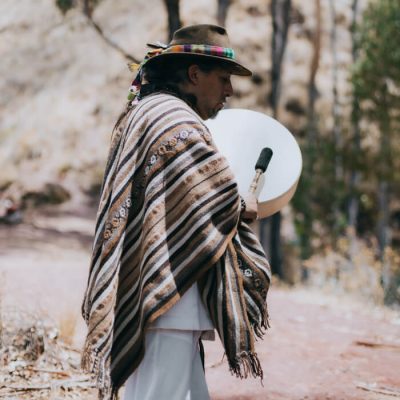 practicas-integrativas-sound-healing-slider-4